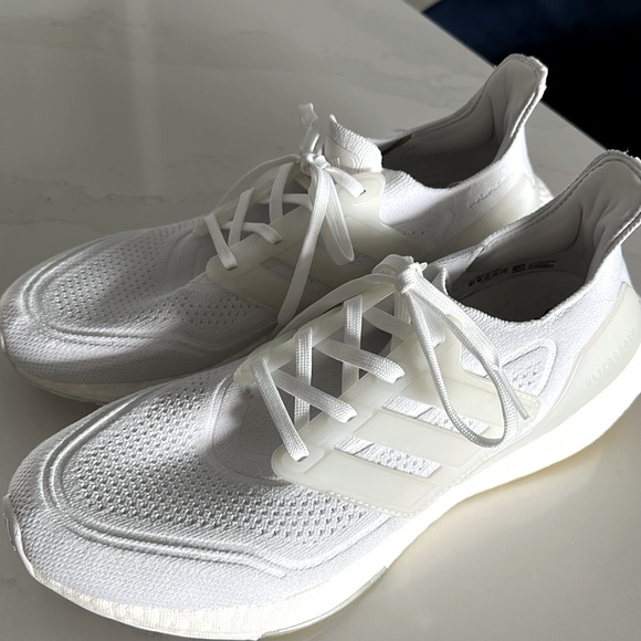 Adidas Slip-On Sneakers - Picture 4 of 16